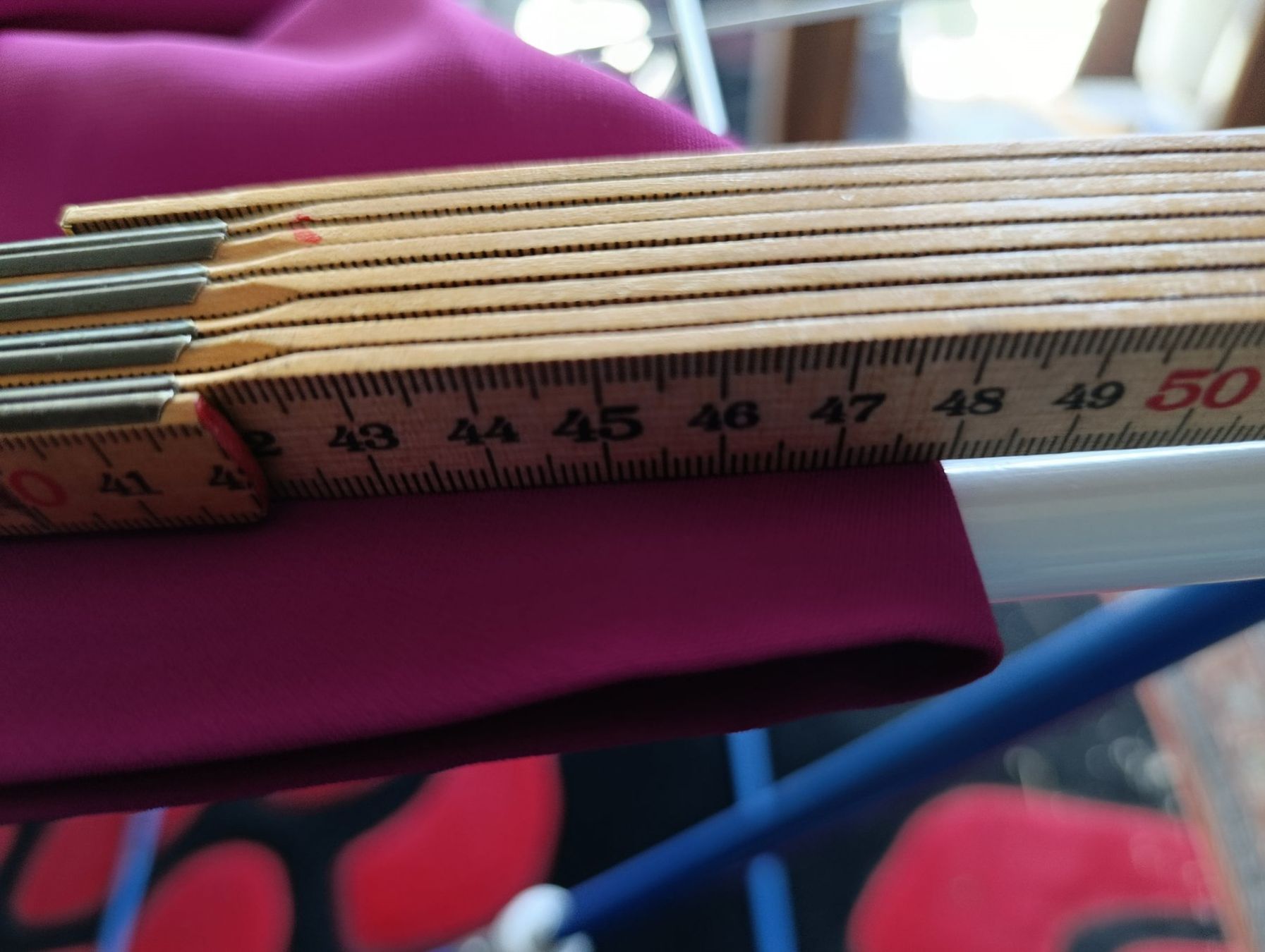 Completi & Tailleur: Damen Anzug EDAS Pink Grösse 46 – Usato da Davos Wolfgang venduto da Petr09 3