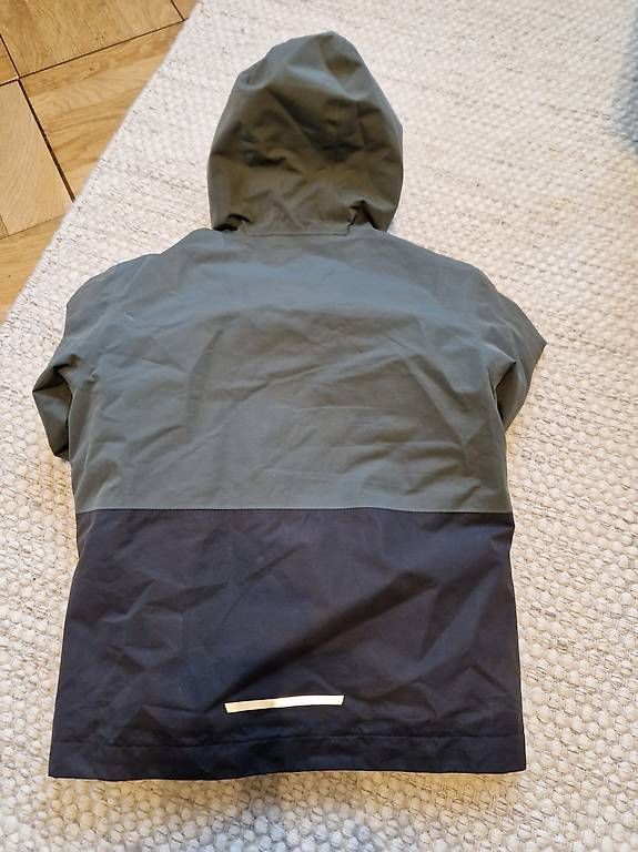 Giacche & Cappotti: Jack wolfskin 3 in 1 jacke gr. 128 – Usato da Zürich venduto da Petrawo 1