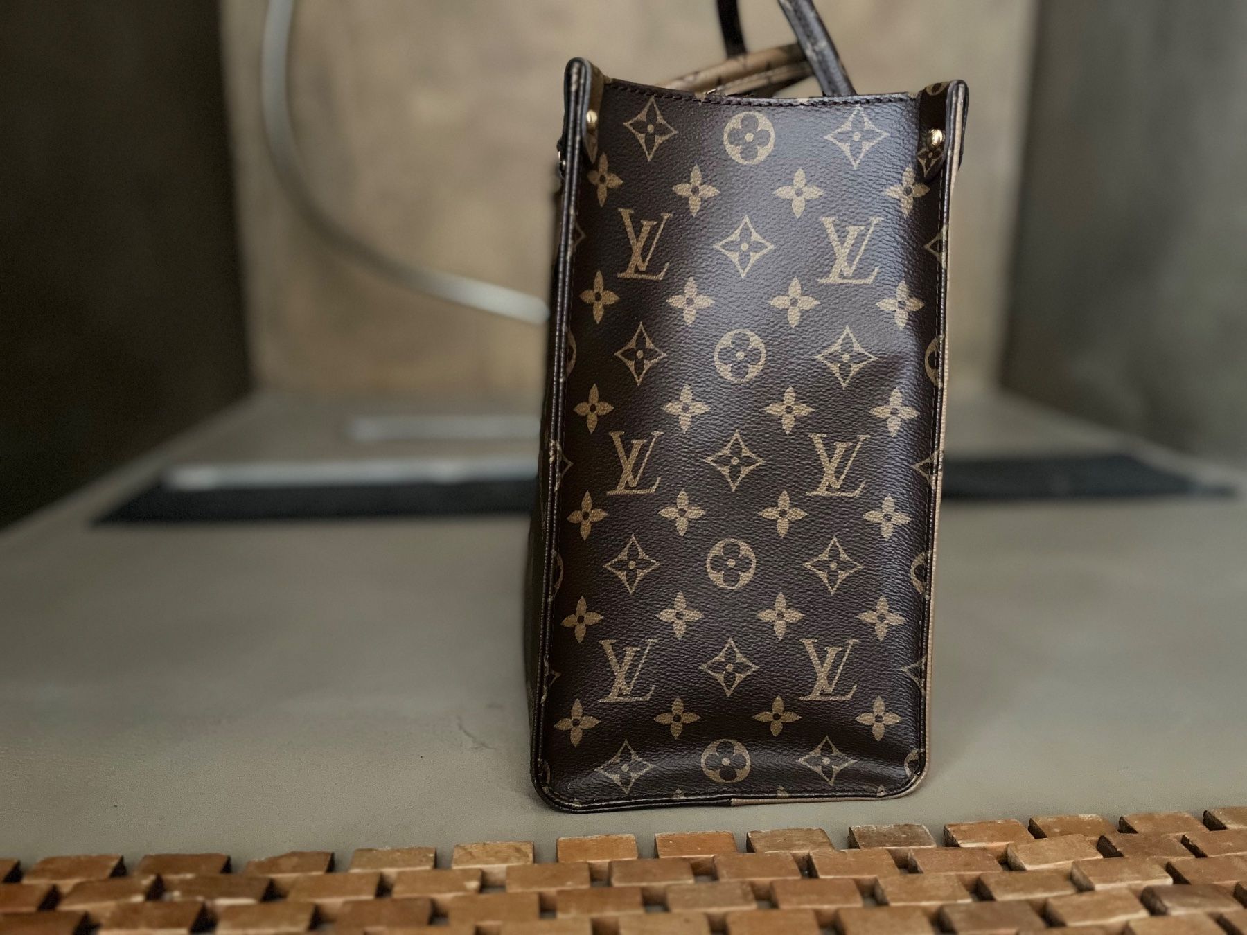 Louis Vuitton Borse da donna: Louis Vuitton OnTheGo MM – Usato da Meiringen venduto da KND01 3