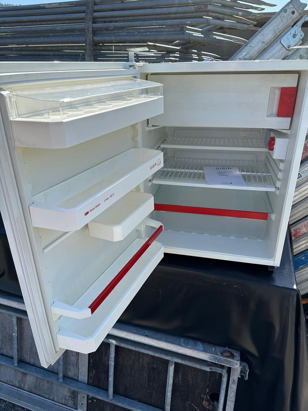 Sibir Frigoriferi: Kühlschrank Einbaukühlschrank SIBIR – Usato da Spreitenbach venduto da Space_X 4
