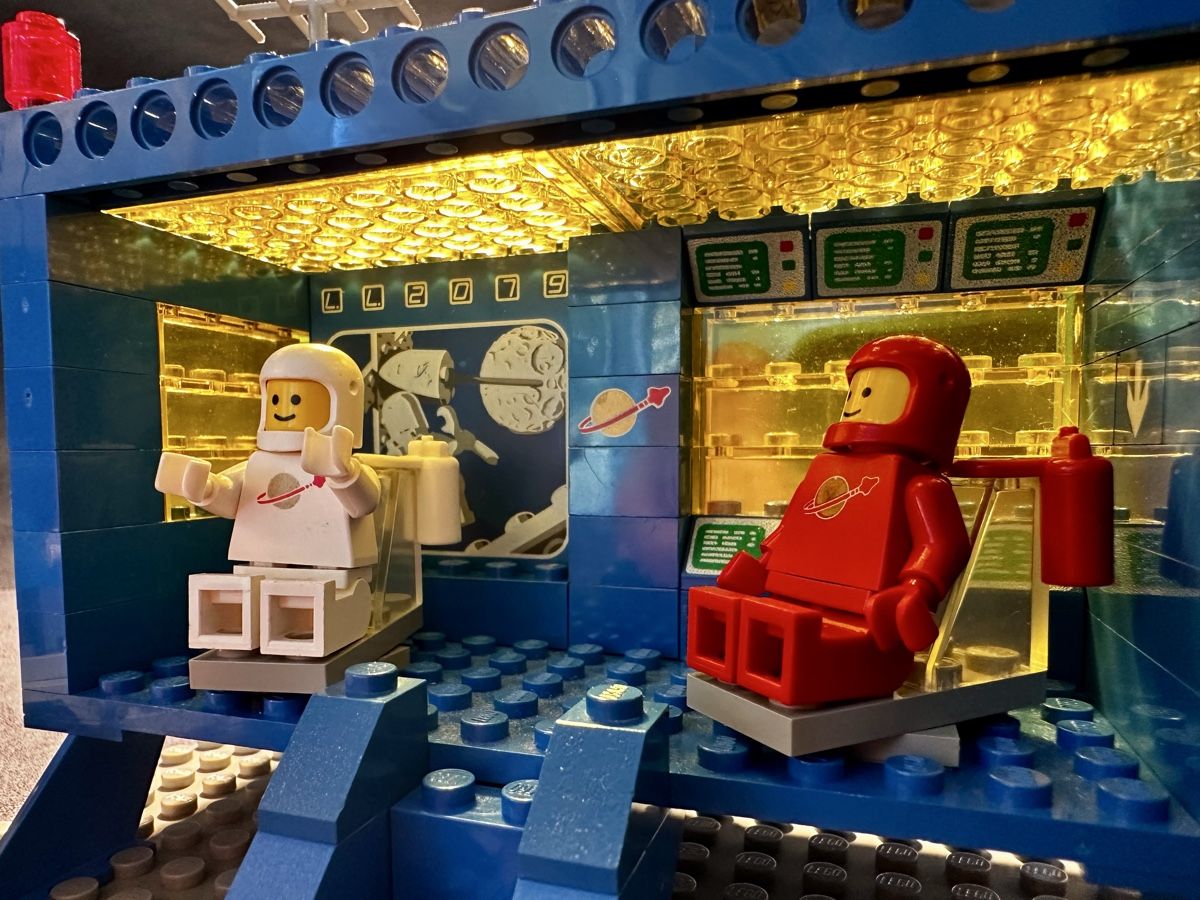Lego Spielzeuge: Lego 926 Space Command Center – Gebraucht aus Bellinzona von Alby_C. 2