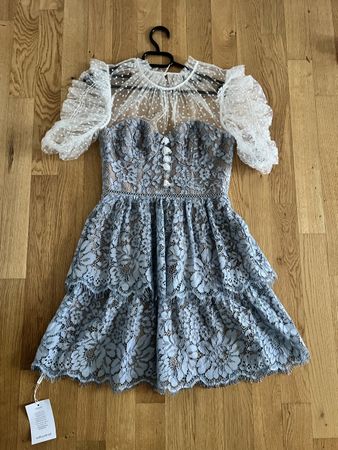 Self Portrait LACE DRESS Gr. DE 34 (UK 6; US 2) NEU!