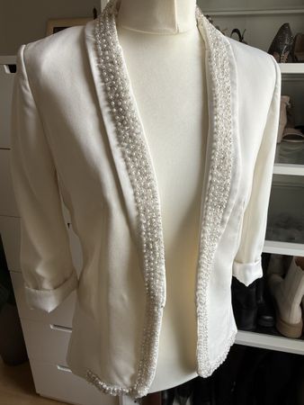 H&M Women’s white blazer - size 36