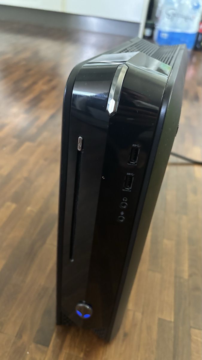 Alienware PC: Alienware X51 Desktop PC gebraucht – Usato da Binningen venduto da Blofelds_cat 3