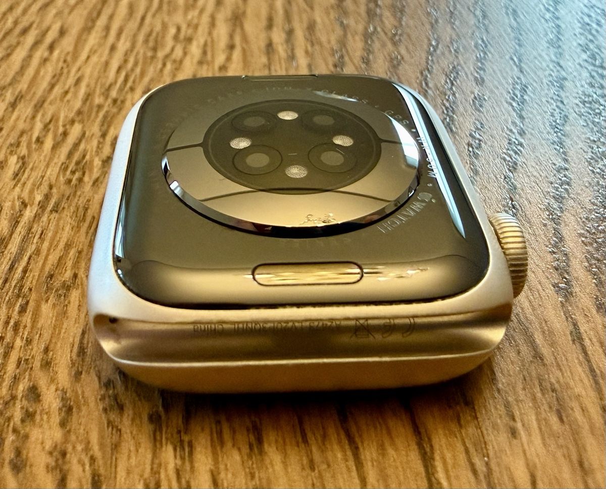 Apple Smartwatch: Apple Watch Series 7 (GPS) – Usato da Eiken venduto da Oiler 3