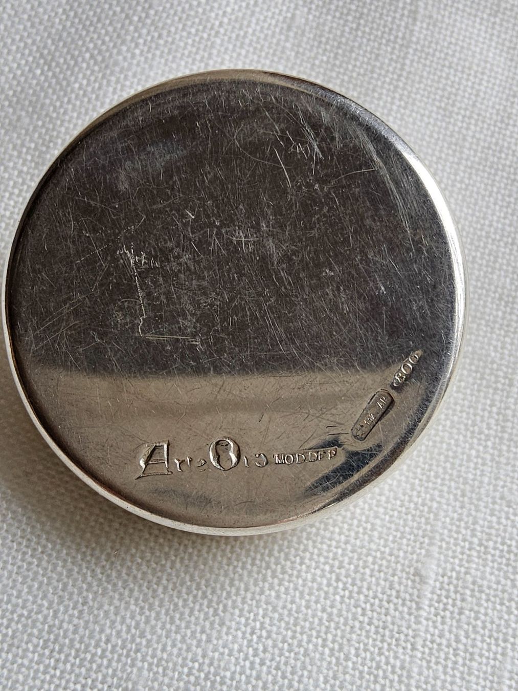 Altro in Cosmetici & Cura: Kleine Sterling Silber Pillendose – Usato da Zürich venduto da SciTec 5