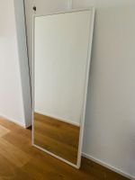 Eleganter weißer Ganzkörperspiegel zu verkaufen, 70 × 160 cm
