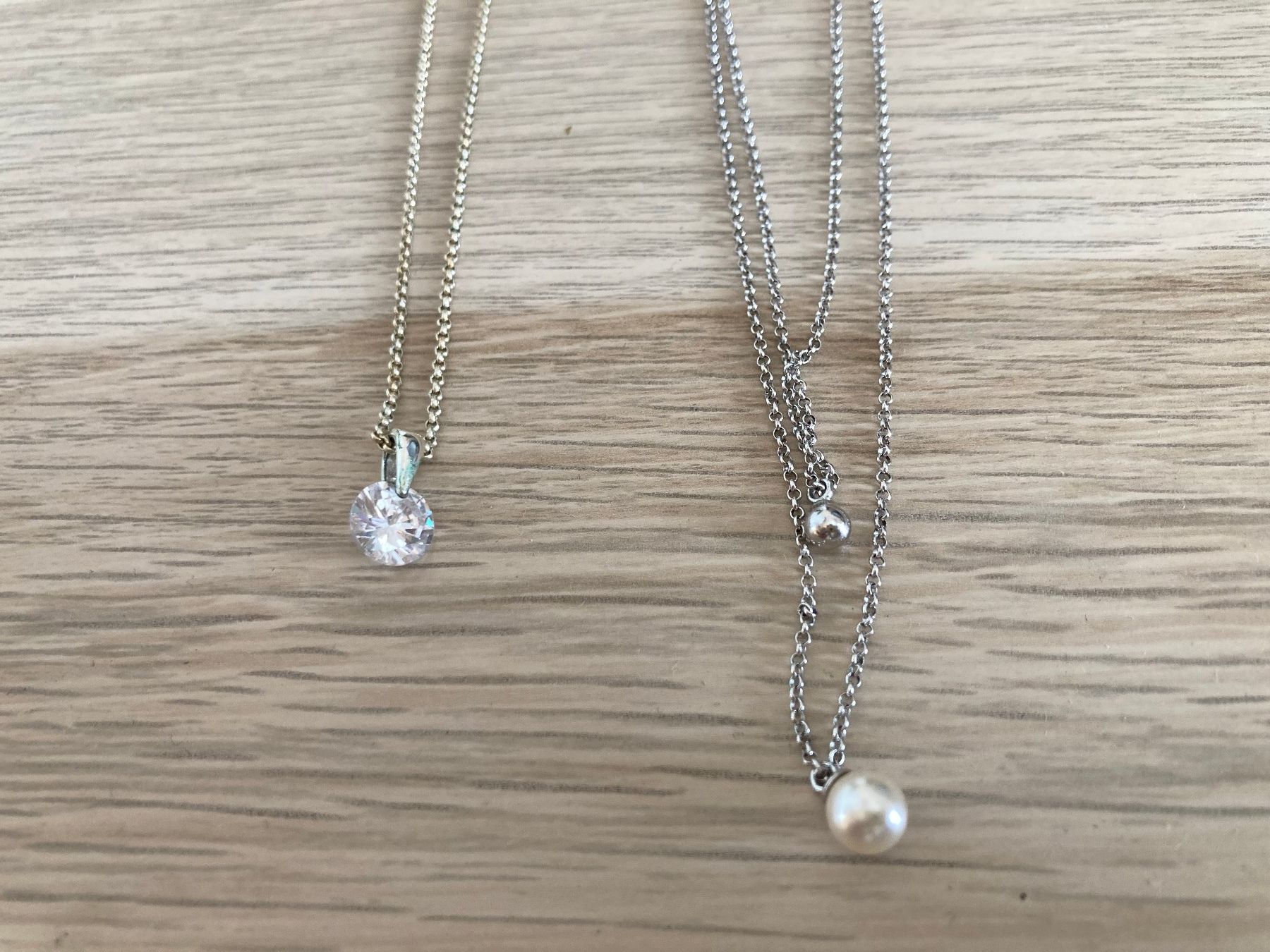 Autres bijoux: Halsketten – D'occasion à Niederdorf par Anderlemon