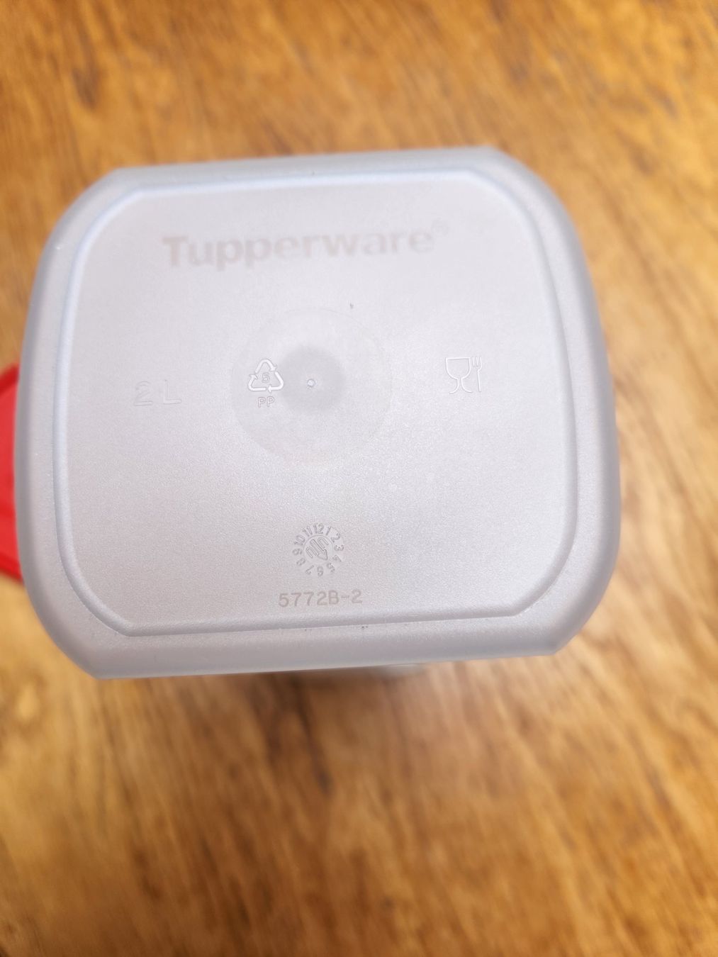Tupperware Contenitori & Simili: Tupperware Slim Krug Rot 2L – Nuovo (secondo la descrizione) da Gstaad venduto da Kuhstall-2026 4