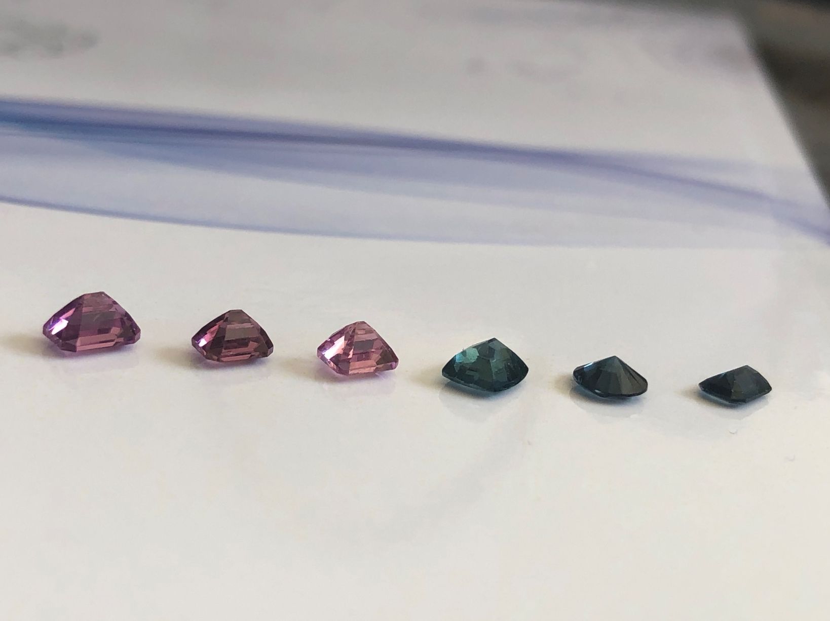 Pietre preziose: SPINELLE  Set   3.13cts – Nuovo e nell'imballaggio originale da Seftigen venduto da tigers12 2