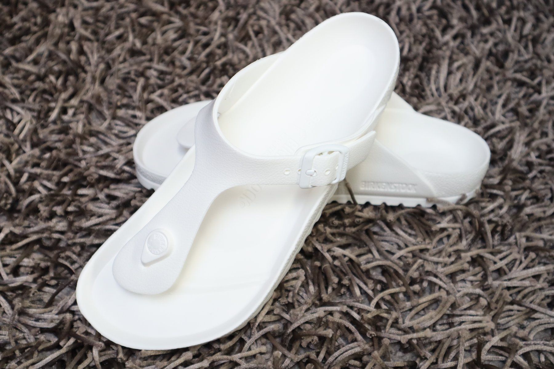 Birkenstock Herrenschuhe: Birkenstock, Gizeh EVA, Gr. 38, NEU – Neu und originalverpackt aus Wattwil von glueck 1