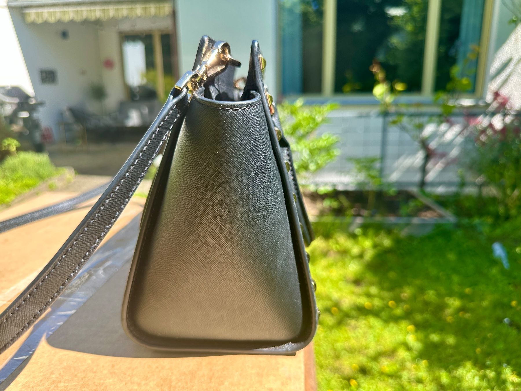 Michael Kors Taschen für Damen: Michael Kors Selma Crossbody Tasche – Gebraucht aus Effretikon von SILVIUASANDEI 2