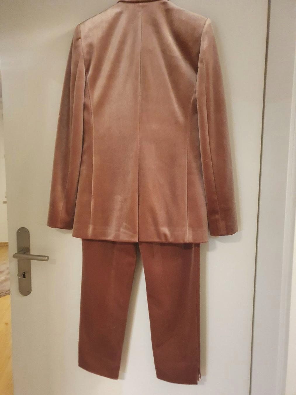 Completi: Anzug Topshop aus Samt 38 – Usato da Basel venduto da Kalleskaviar 1