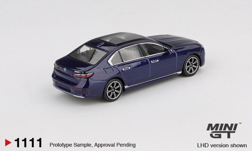 Hot Wheels Modellini d'auto: Mini GT BMW i7 XDrive60 - 1111 – Nuovo e nell'imballaggio originale da Flawil venduto da HeisseReifen 4