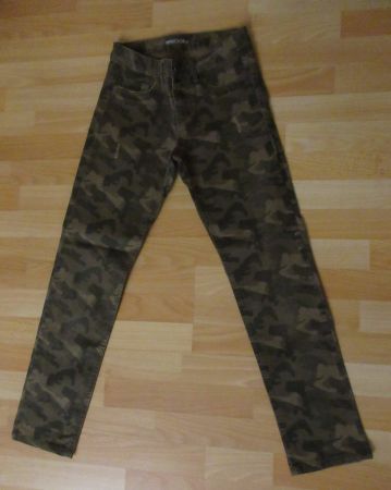 Jeanshose Grösse 34