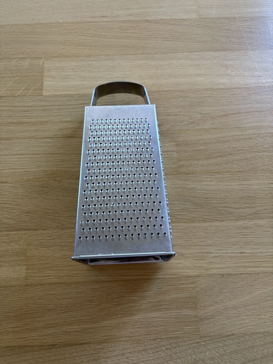 Ikea Elettrodomestici da cucina: Stainless Steel Box Grater – Usato da Zürich venduto da den_5zk6 2
