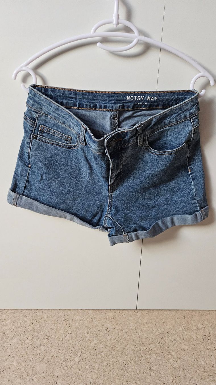Jeans: Jeans-Shorts , Noisy May – Usato da Münchenbuchsee venduto da Yothu