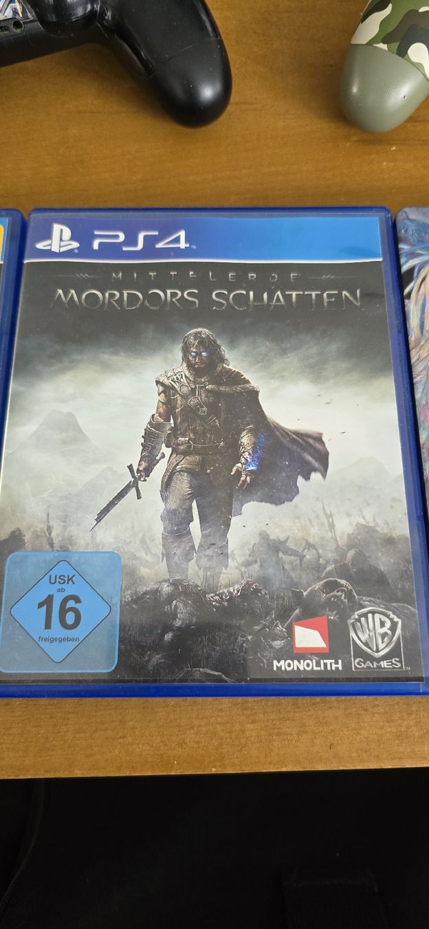 Sony Console: Playstation 4 Darth Vader Edition mit 3 Controller+Spielen – Usato da Hunzenschwil venduto da str_cth7 1
