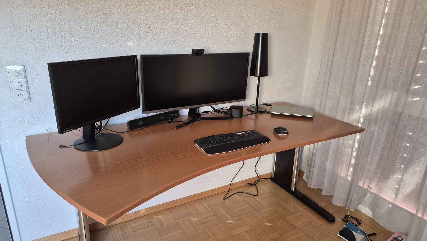 Scrivanie: Bürotisch / Schreibtisch – Usato da Tagelswangen venduto da mar_pzh7