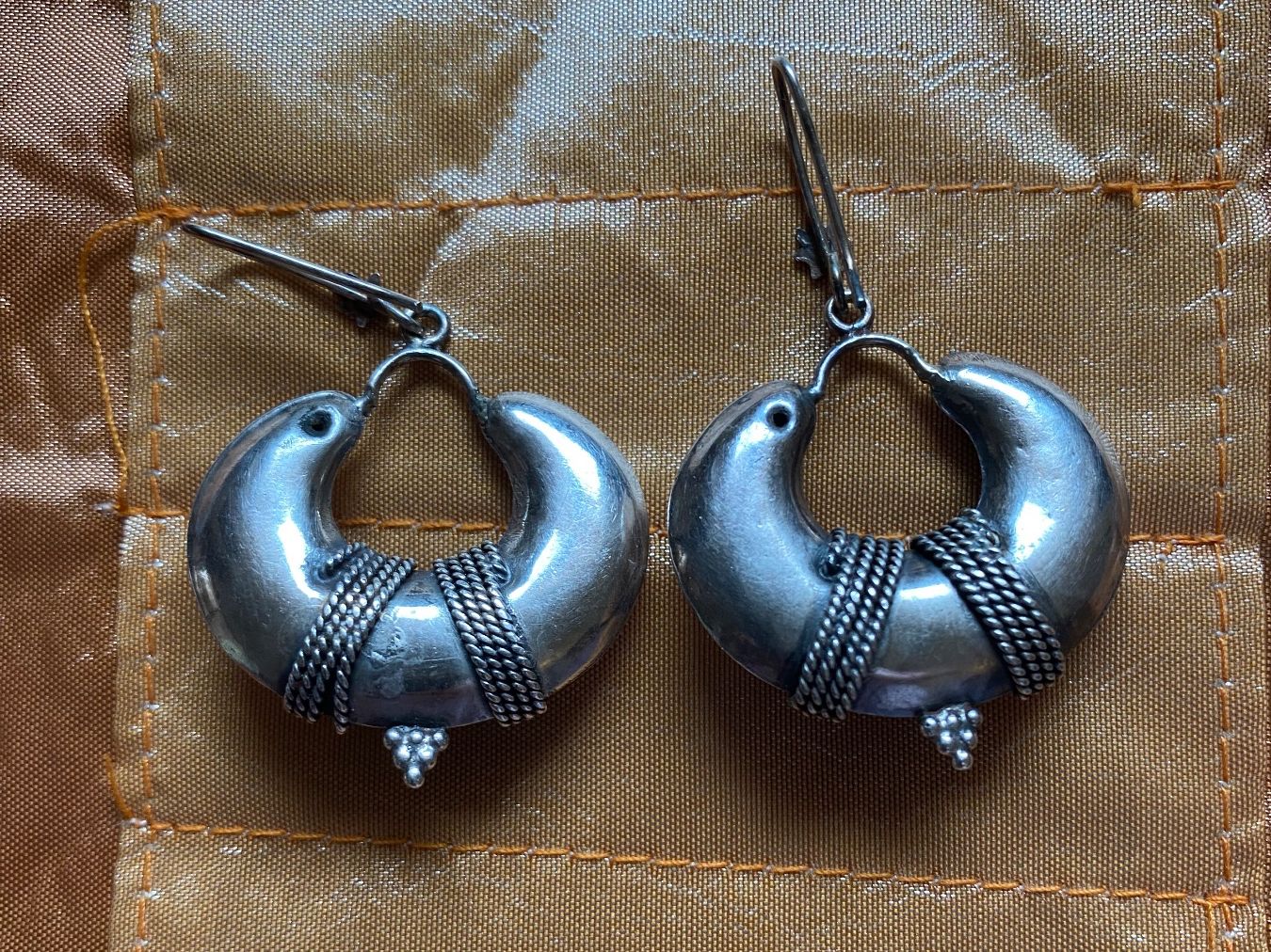 Orecchini pendenti & Orecchini a lobo: Boucles d’oreilles pendantes avec améthyste – Usato da Clarens venduto da OptitesJoliesChoses 1