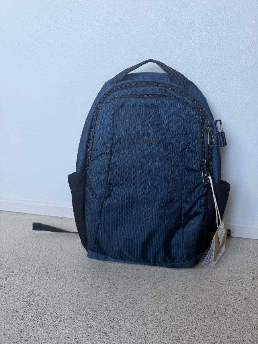 Pacsafe Rucksäcke: Pacsafe Rucksack METROSAFE LS350 – Neu und originalverpackt aus Zürich von Cia91