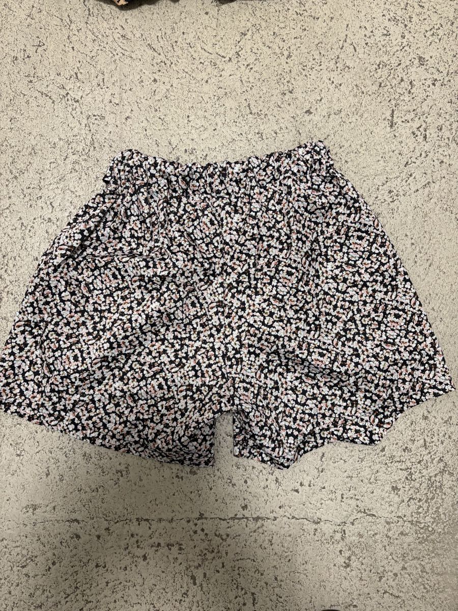 Zebra Pantaloni: Damen Shorts,Gr.S/M;Zebra – Usato da Winterthur venduto da Nena222 4