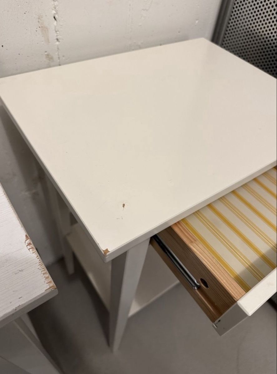 Ikea Tables de nuit: 2x Bedside Tables – D'occasion à Zürich par Ptomas15 4