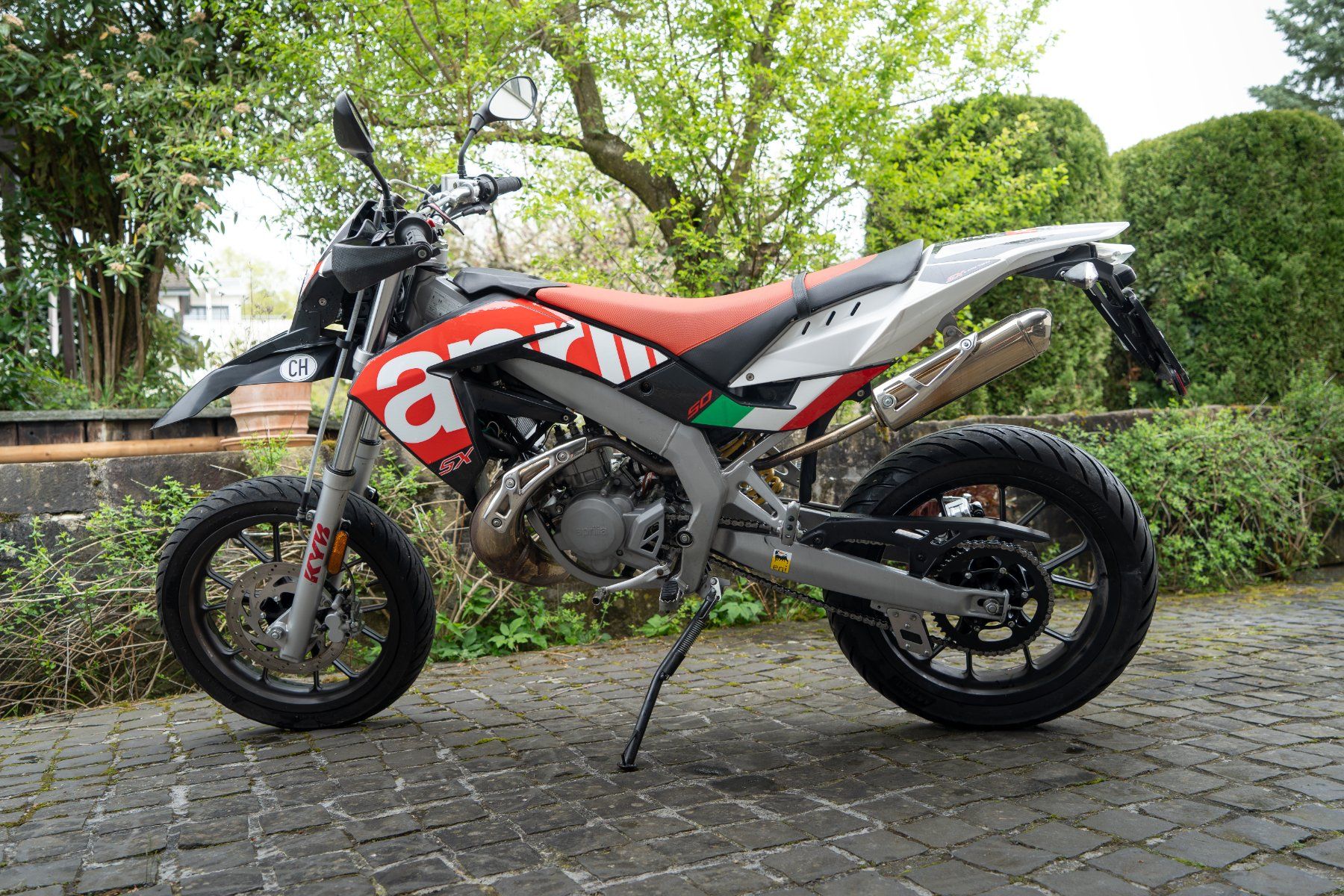 Aprilia Strasse: Aprilia SX50 – Gebraucht aus Meilen von