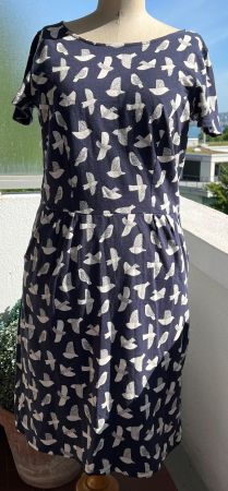 Sommerkleid von Boden, UK 14/US 10 dunkelblau