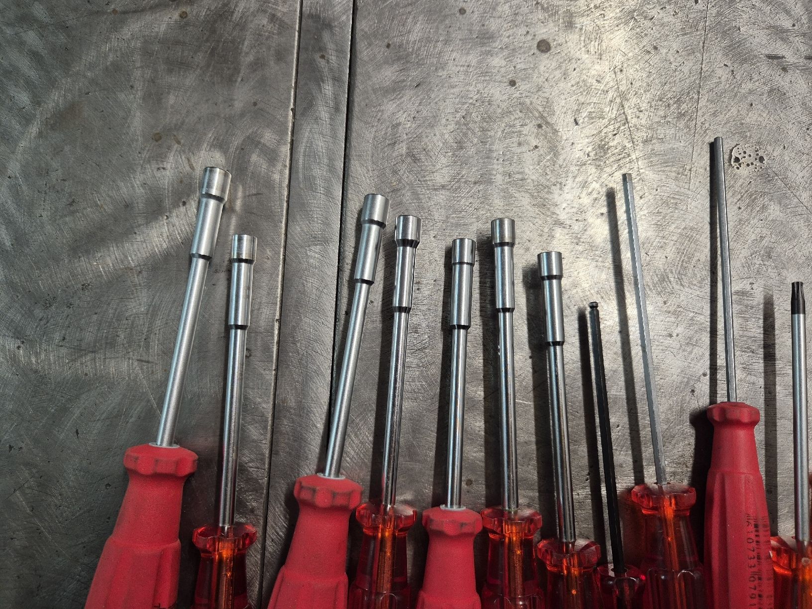 Tous les outils: Tournevis divers / 45 pièces  – D'occasion à Le Locle par CHEGUA 3