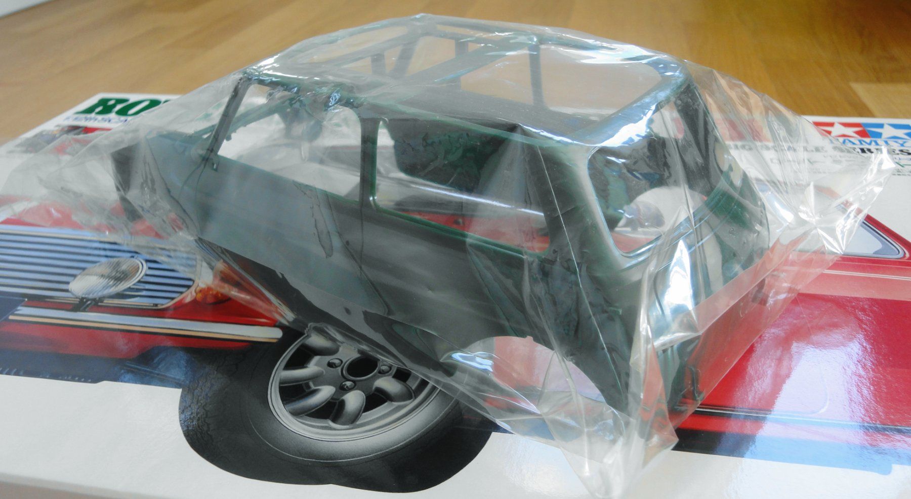 Tamiya Kit di modellismo & Modellini statici: Tamiya Rover Mini Cooper 1.3i 1:12 – Nuovo e nell'imballaggio originale da Frümsen venduto da Malibu69 3
