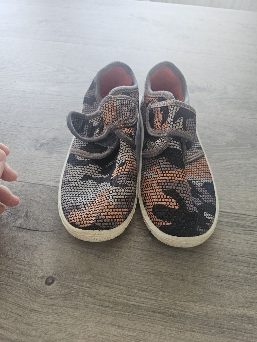 Scarpe per ragazzi: hausschuhe gr34 – Usato da Münchenbuchsee venduto da Kappa8