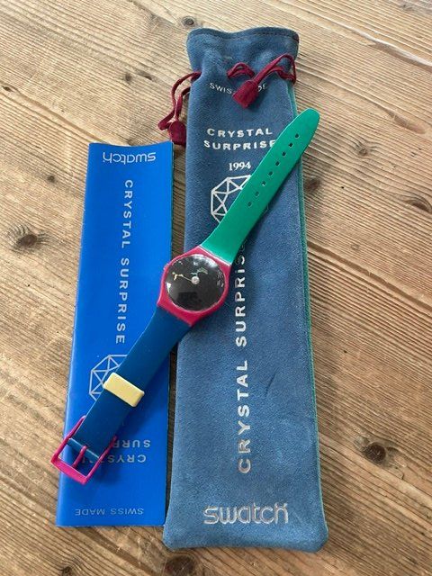Swatch Uhren: Swatch Crystal Surprise mit Staubbeutel – Gebraucht aus Neuhausen am Rheinfall von galleria13
