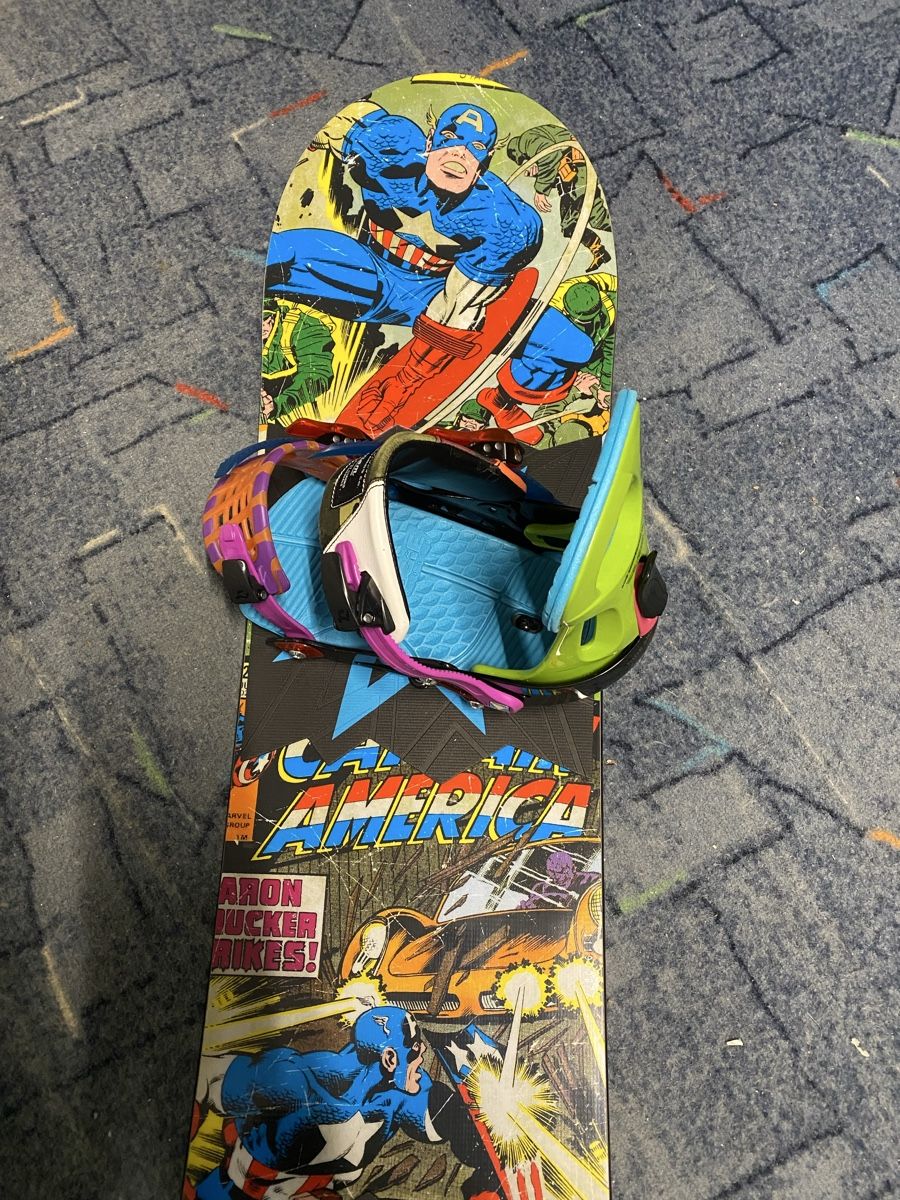 Burton Board: Kinder-Snowboard mit Bindung Marvel Serie 130 mit Bindung vo – Nuovo e nell'imballaggio originale da Hinteregg venduto da RomanoB 1