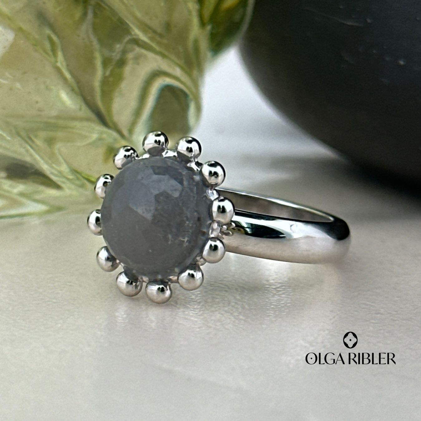 Olga Ribler Anelli: Mondstein Ring Edelstahl Grösse 52 – Nuovo (secondo la descrizione) da Luzern venduto da Schmuckoutlet