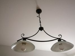 Deckenlampe Metall mit zwei Glasschirmen guter Zustand