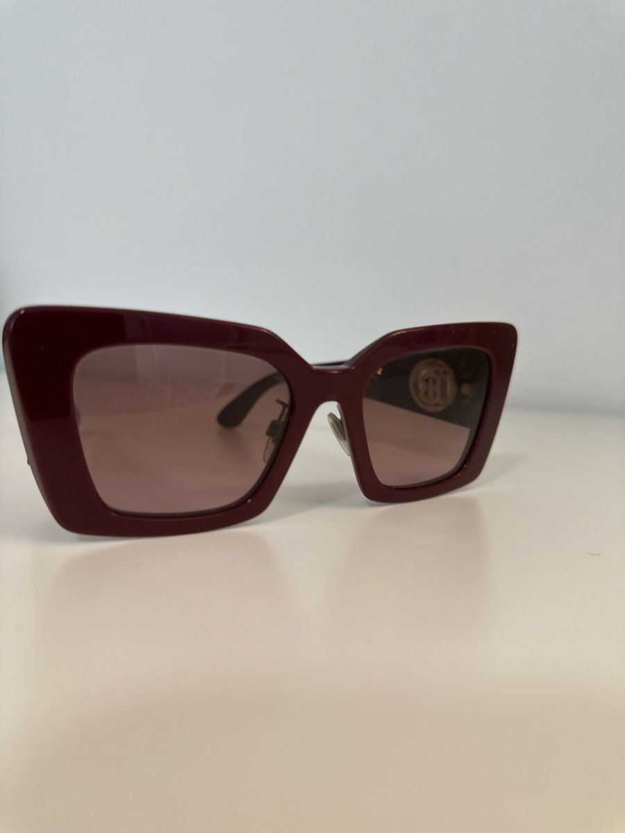 Burberry Occhiali & Lenti: Burberry Sunglasses, Bordeaux/ Dark violet – Usato da Zürich venduto da cam_5ln8 2