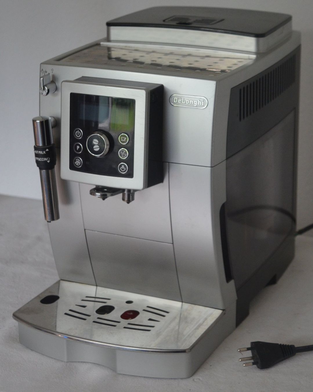De'Longhi Macchine per caffè & Macchine per espresso: Kaffeemaschine DeLonghi machine à café – Usato da Collonges venduto da arashee 4
