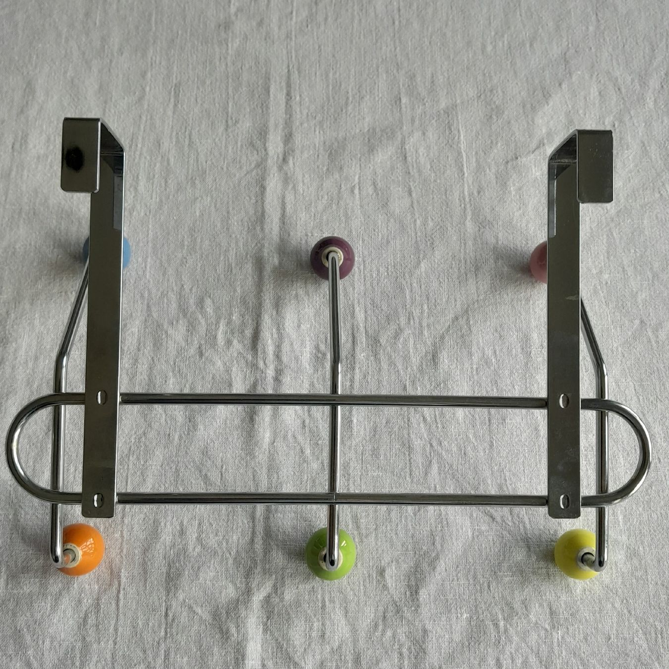 Guardaroba: Retro Türgarderobe im Sputnik Stil – Usato da Knutwil venduto da Kompex 3