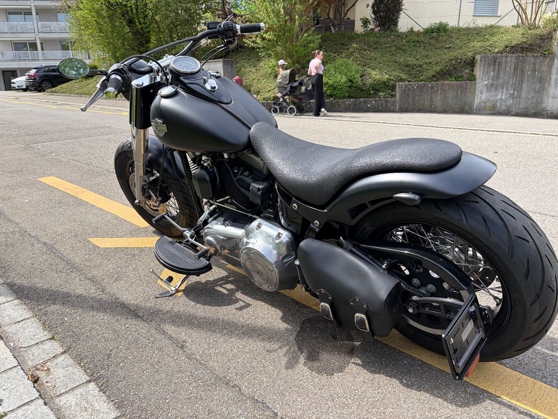 Harley-Davidson Chopper: Harley Davidson Softail Slim Jekill Hyde – Usato da Rütihof venduto da elcheffe81 6