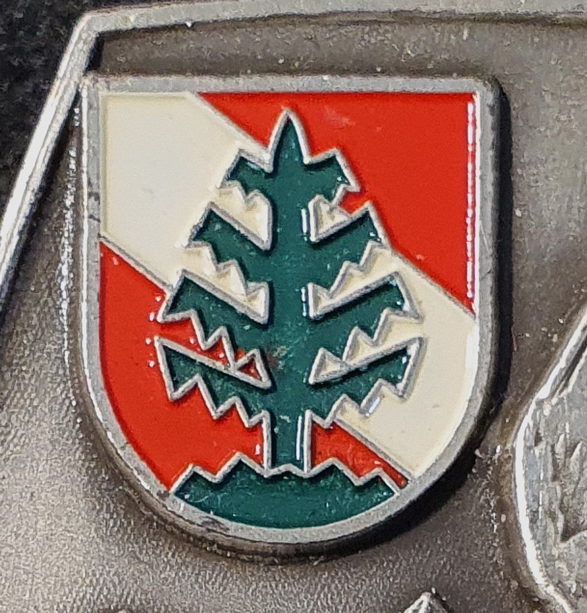 Placchette & Badge: CC637 - Abzeichen Gemeindewappen St. Marienkirchen Adler – Usato da Reinach BL venduto da Boston-Verkauf 1