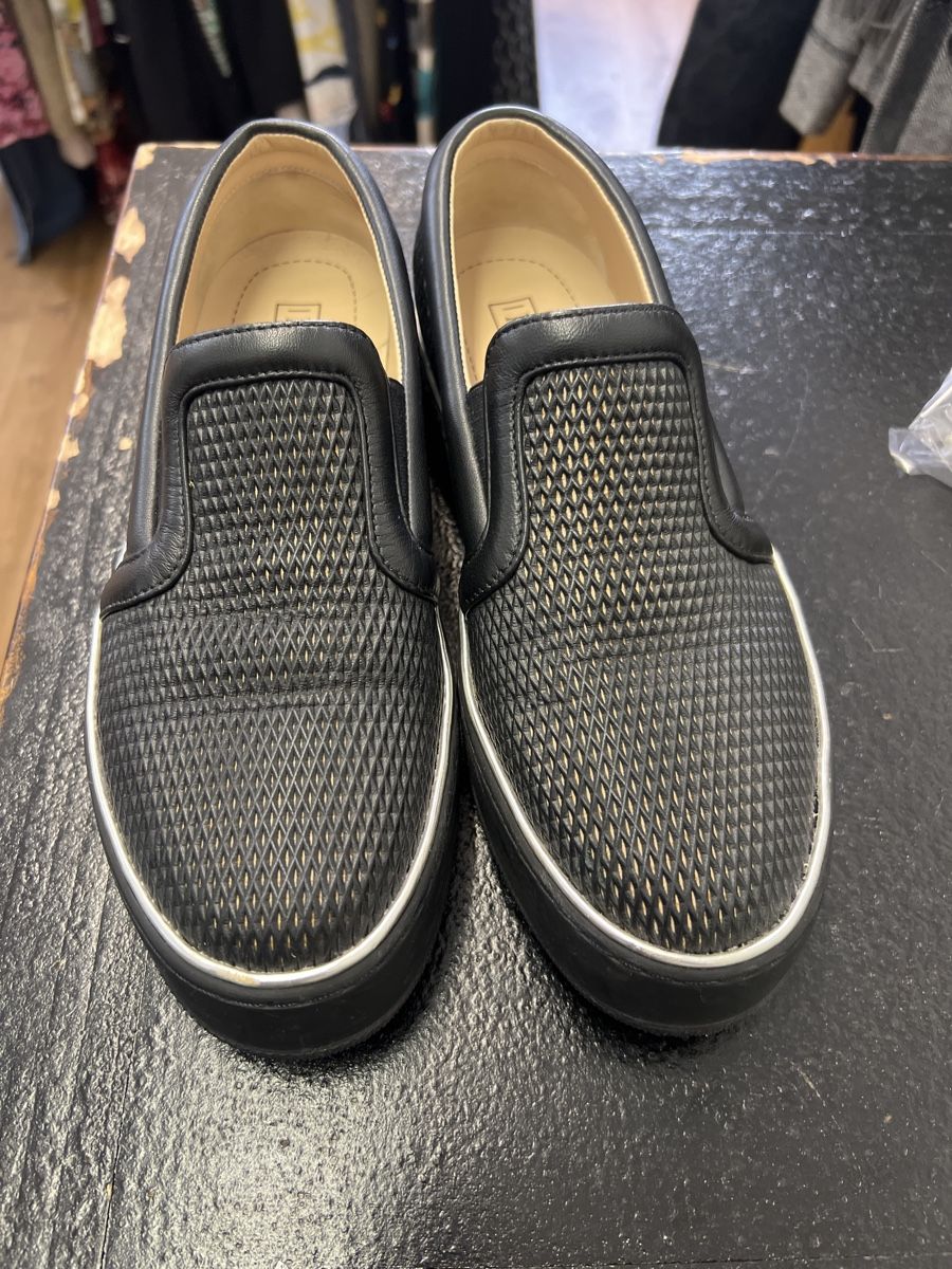 Max Mara Scarpe da donna: Max Mara Schuhe – Usato da Olten venduto da AtelierSecondhand23