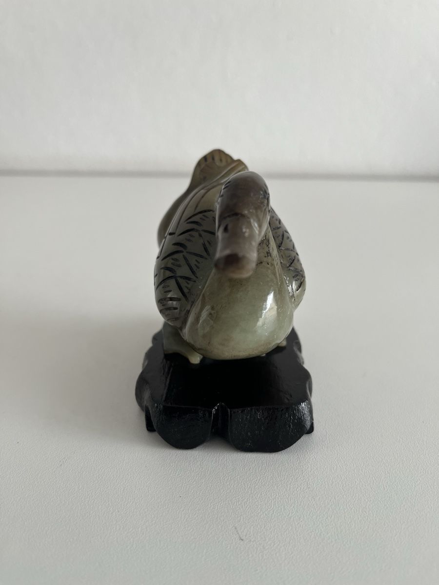 Statuette: Ente mit Holzsockel aus Nephrit-Jade – Usato da Wetzikon ZH venduto da seli03 2
