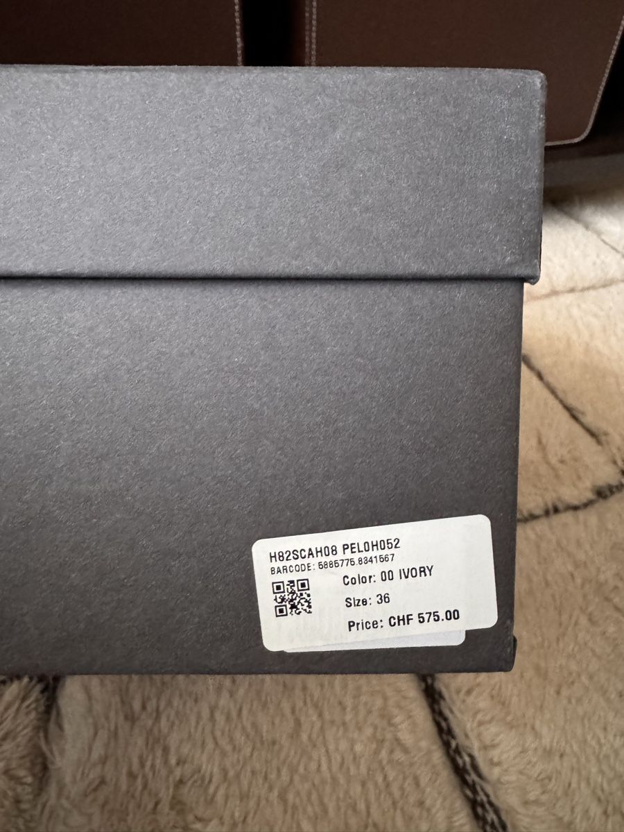 Eleventy Scarpe da donna: Winterstiefel von Eleventy, Gr. 36, Neu! – Nuovo e nell'imballaggio originale da Wilderswil venduto da Renaissance1 1