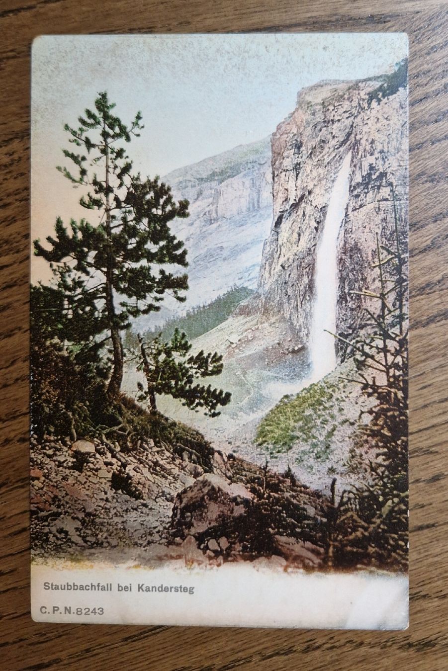 Cartoline postali: Staubbachfall bei Kandersteg – Usato da Ebikon venduto da Donar50