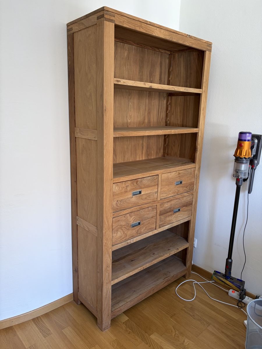 Étagères: Book Shelf | Oakwood – D'occasion à Regensdorf par WetTowel42