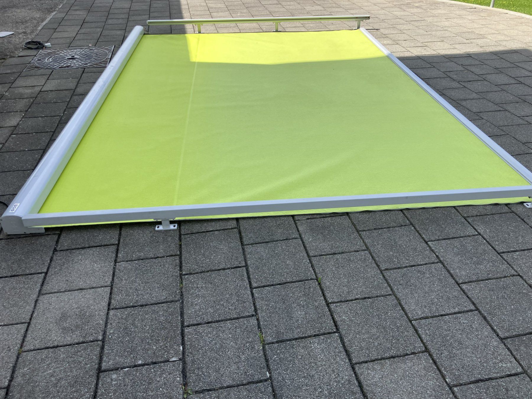 Stobag Tende da sole: Senkrechtbeschattung Markise Stobag – Usato da Nassen venduto da FIANAE 2