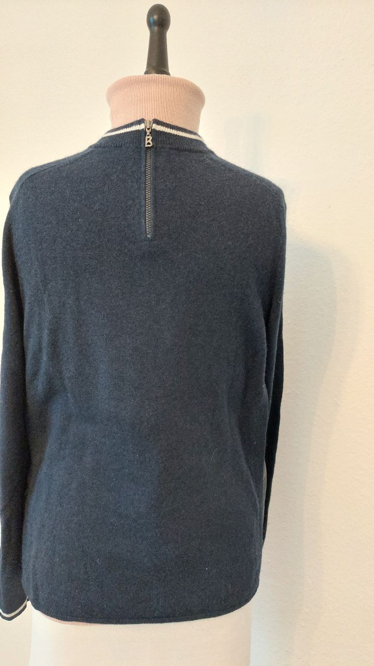 Bogner Maglioni & Felpe: Bogner Dunkelblauer Pullover mit weissen Details, Grösse M – Usato da Gwatt (Thun) venduto da Letzte-Chance 2