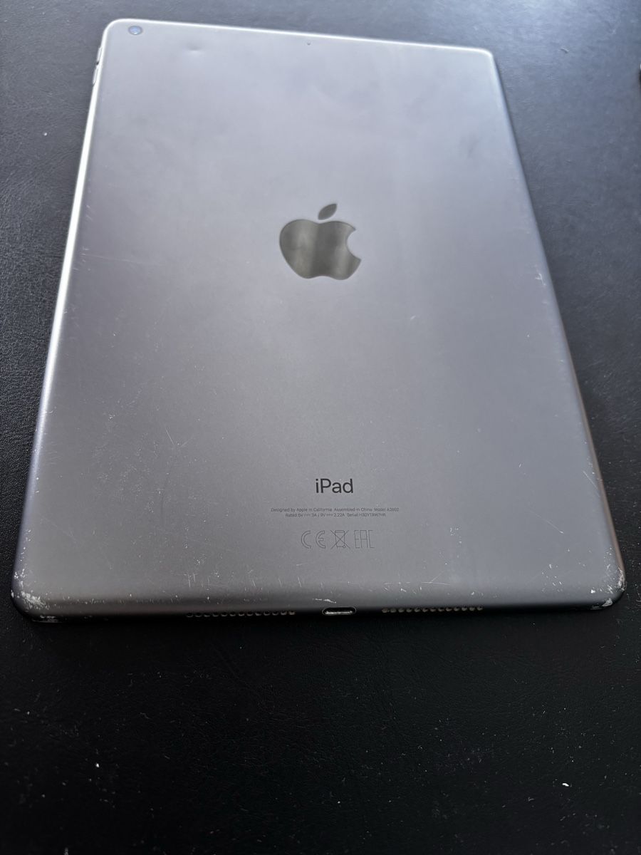 Apple Tablet PC: Apple iPad Tablet grau  – Usato da Meilen venduto da leo_2xfv 3