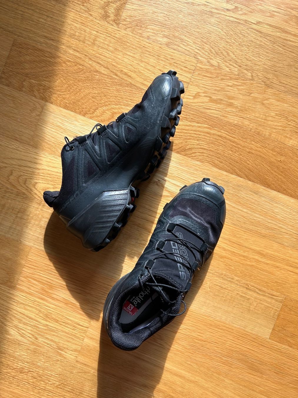 Scarpe da donna: SALOMON SPEEDCROSS 6 – Usato da Zürich venduto da _nathalie_